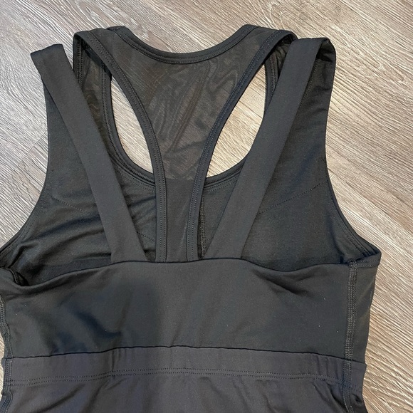 2 for $15 👟 Gap Fit Workout Racerback Tank Top - Picture 5 of 7